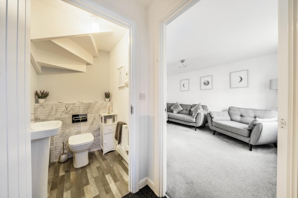 1359861-8-68da4f1c75090