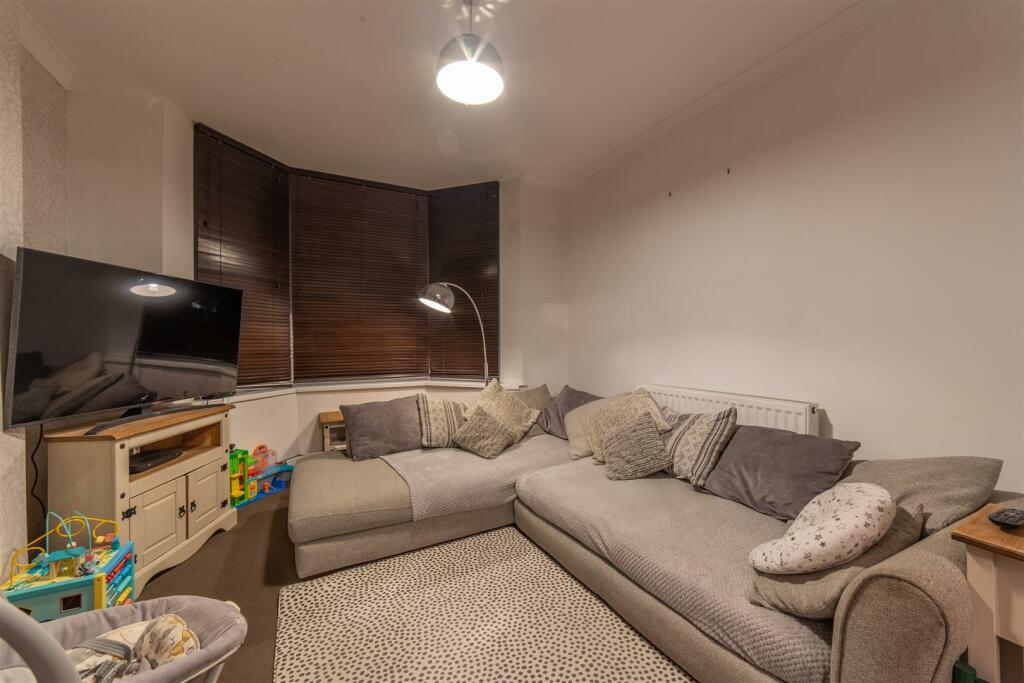 2 Wainfelin Avenue-11.jpg