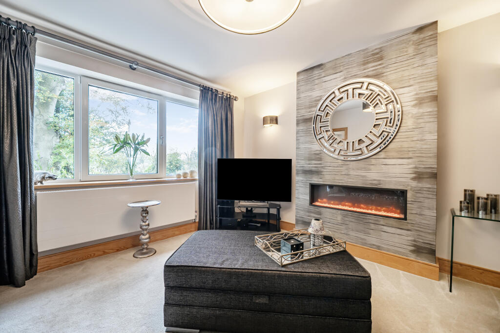 1360139-10-68ece6189fb63