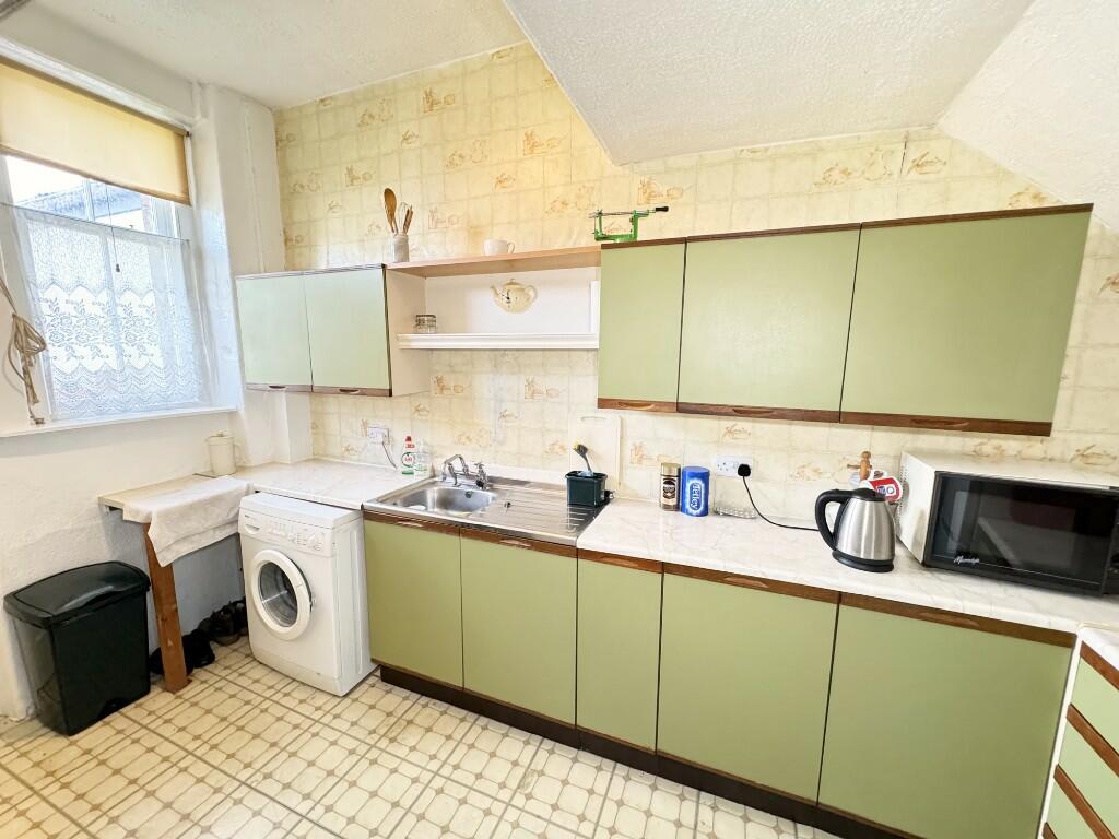 Kitchen 3