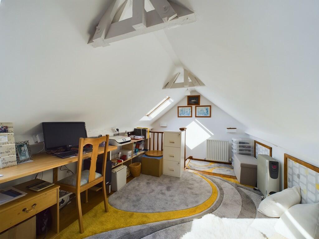 CAM02089G0-PR0325...