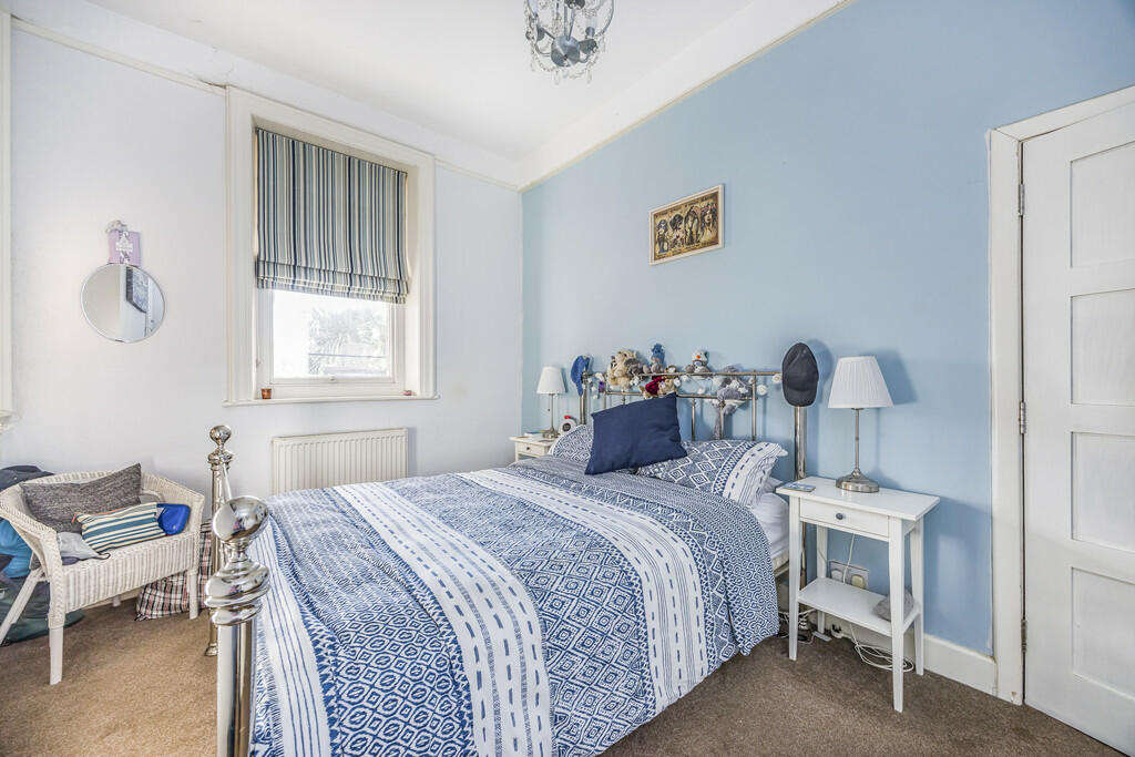 Flat 34, Grand Ma...