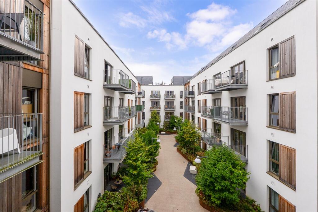 99-Hope-Quay-BS1-6.jpg