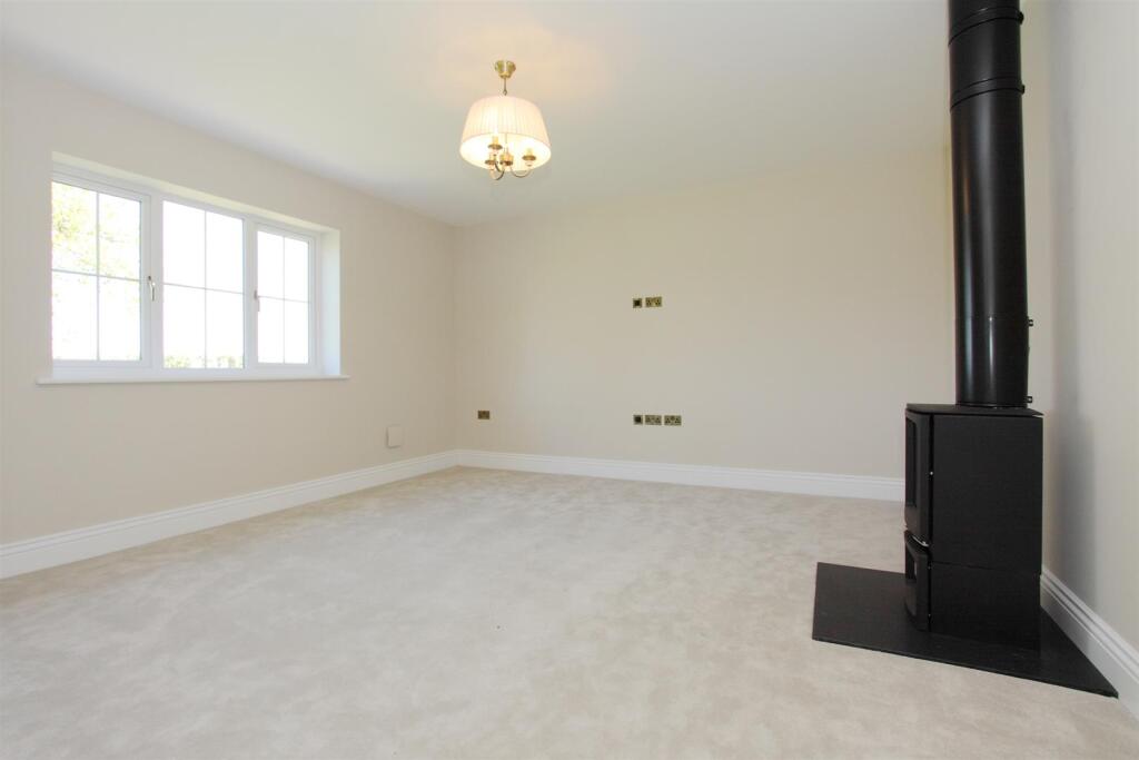 Salisbury Road, Palestine, Andover