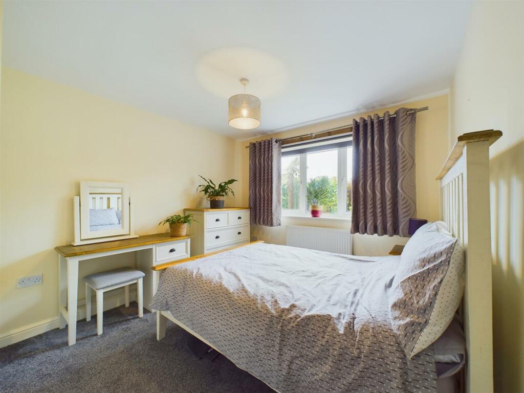 CAM01993G0-PR0133-ST