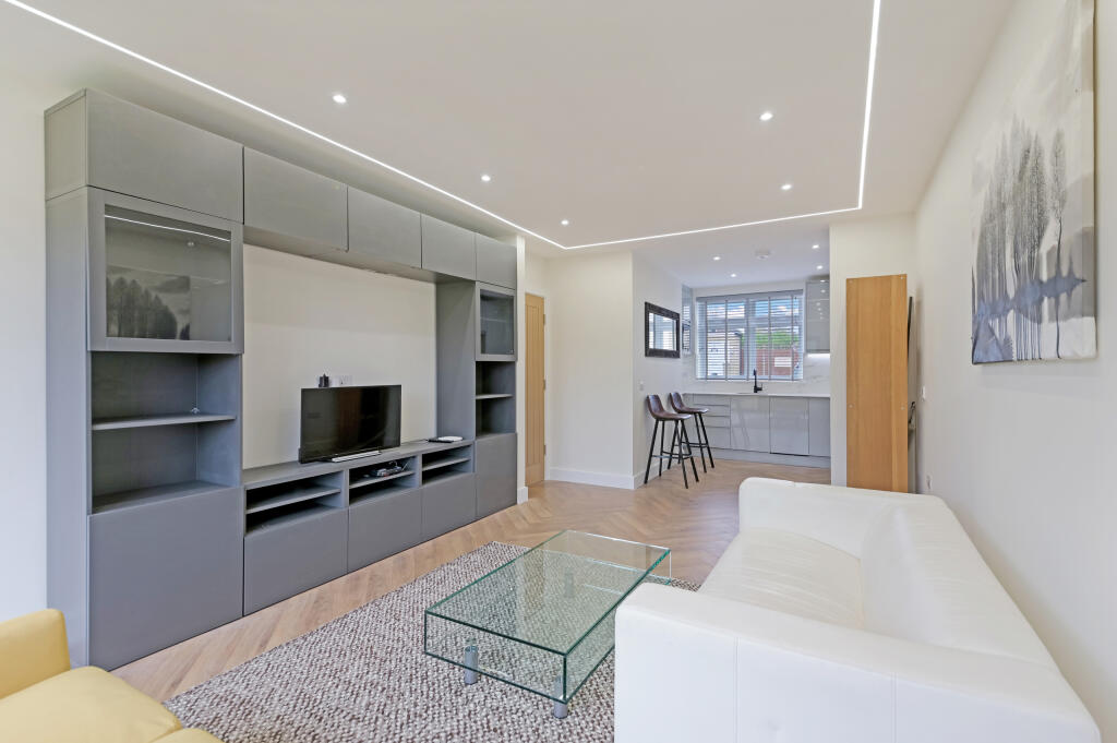 NEWARK ROAD,63A -33