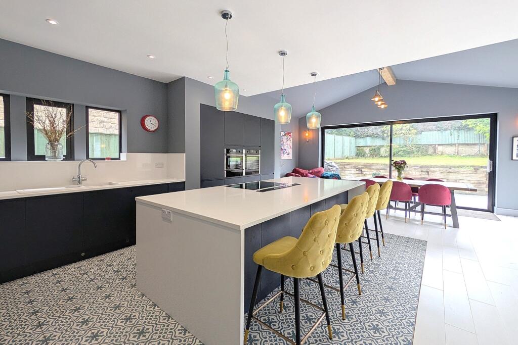 PXL_20250606_145718254.LONG_EXPOSURE-01.COVER