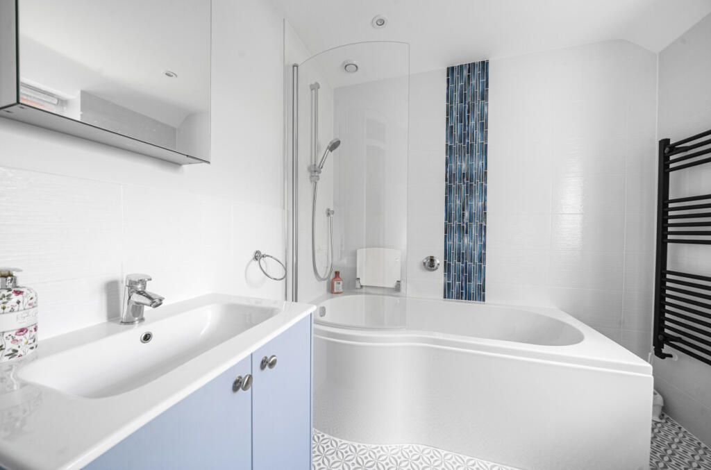 1350195-9-68c042c...