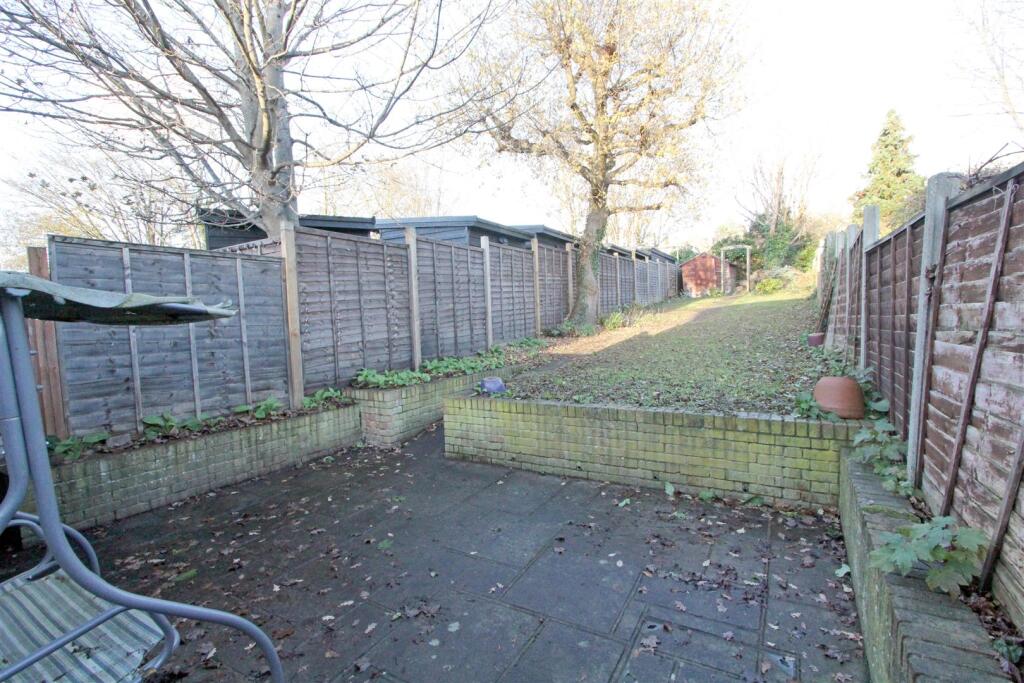 IMG_6941 patio garden.jpg