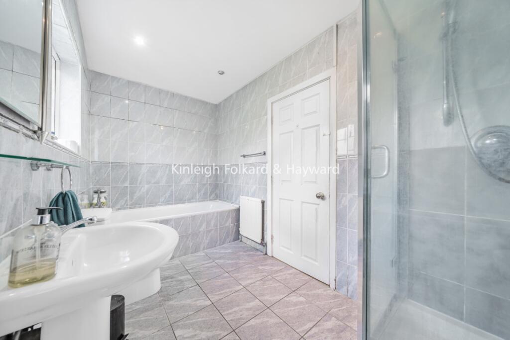 3452425e-95af-46a8-b