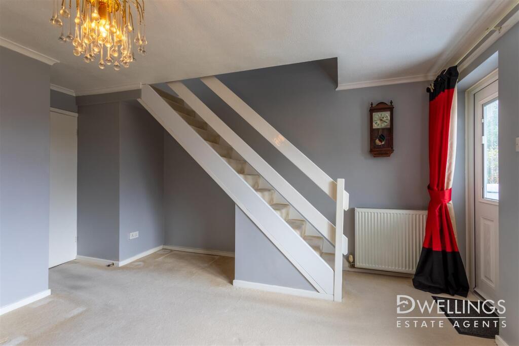 DWELEST - 62 Hawthorn Cresent, DE15 9QP-0010.jpg