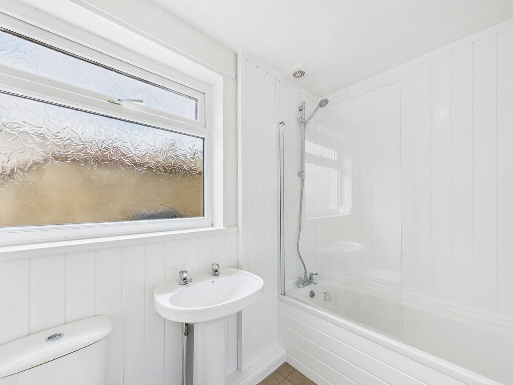 CAM01835G0-PR0316...