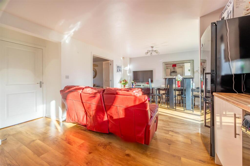 Kitchen/Reception