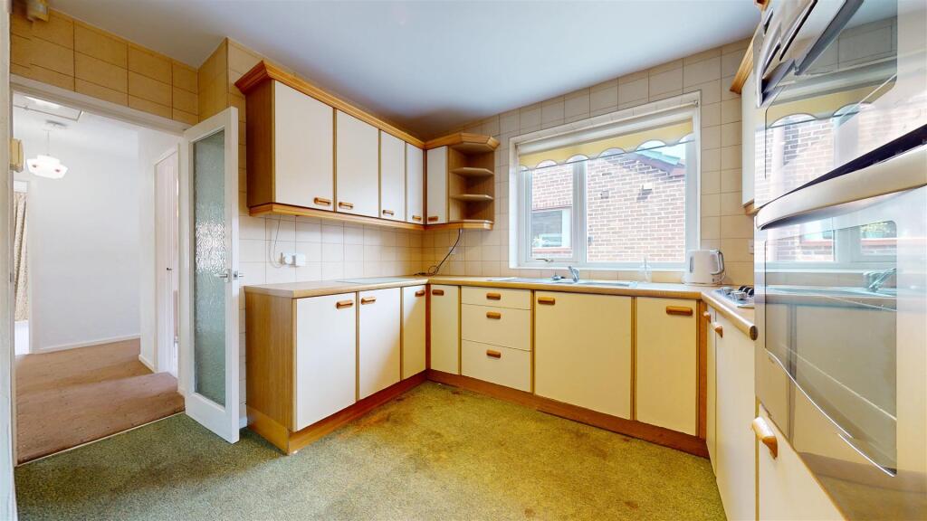 Carter Avenue Kitchen