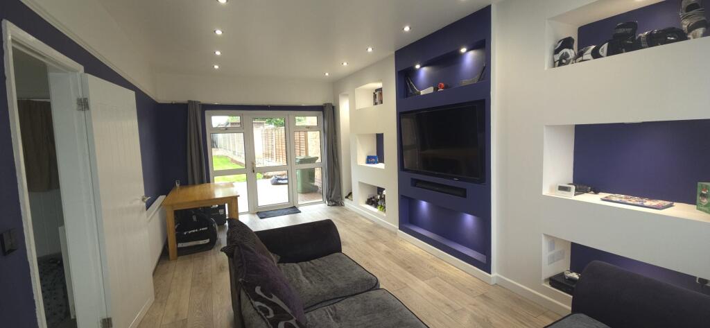 Da7fb252-c213-4960-9d2c-bfedecc7a3c1