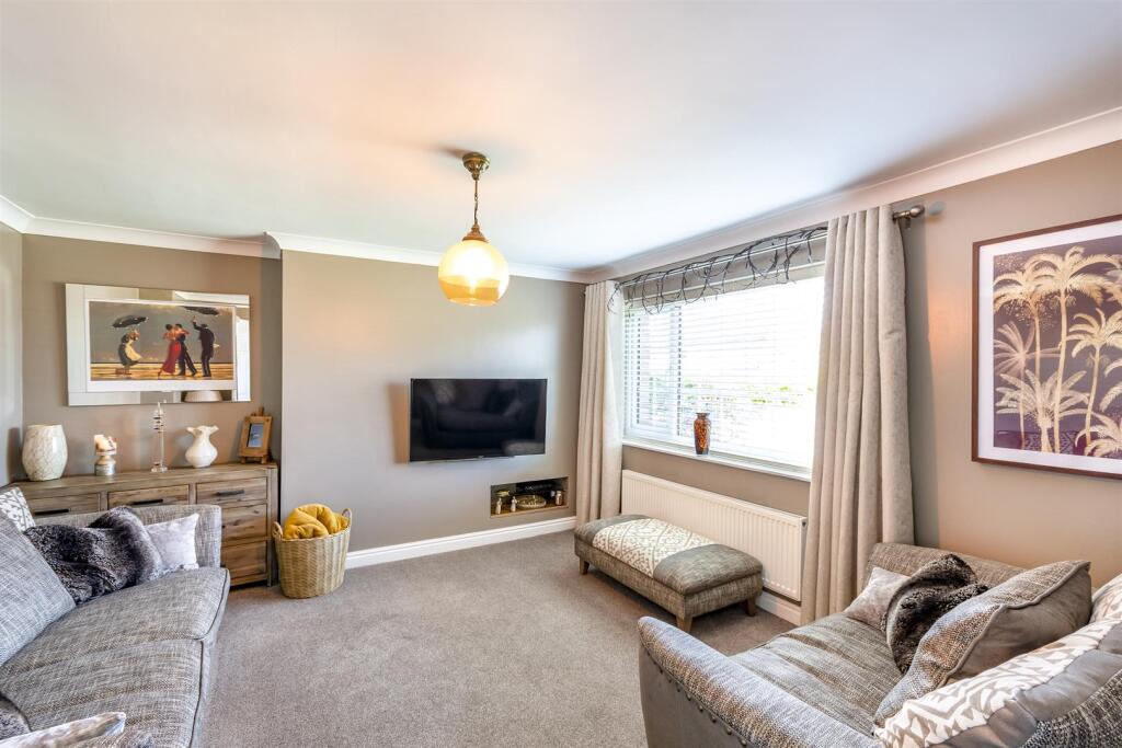 DSC_2417-Edit_lounge.JPG