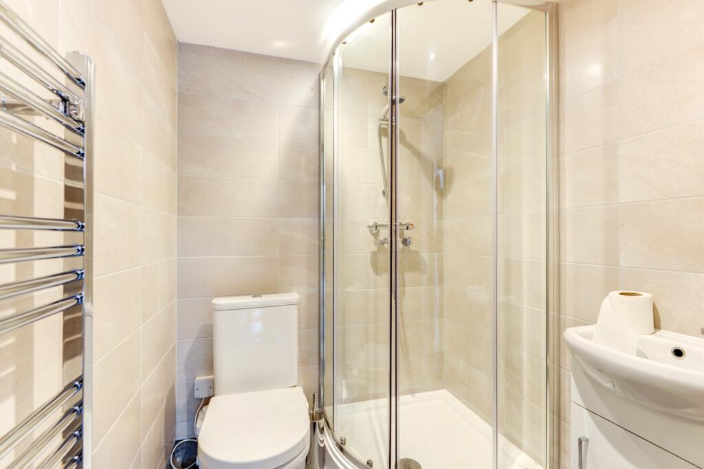 35 Sutherland Road-12