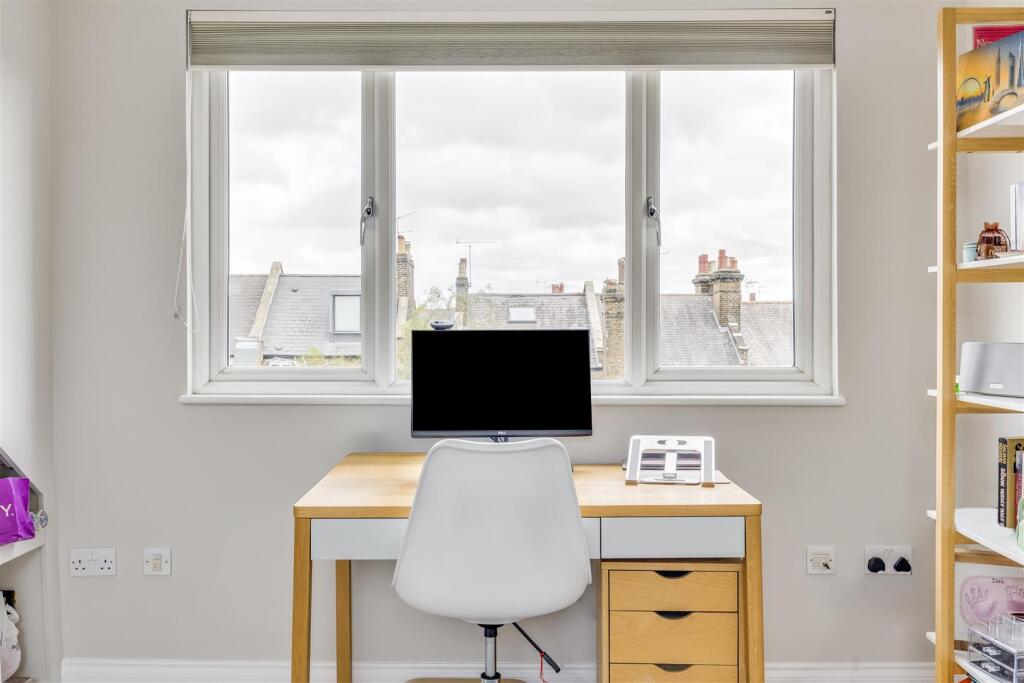 Shirlock Road 24-4.jpg