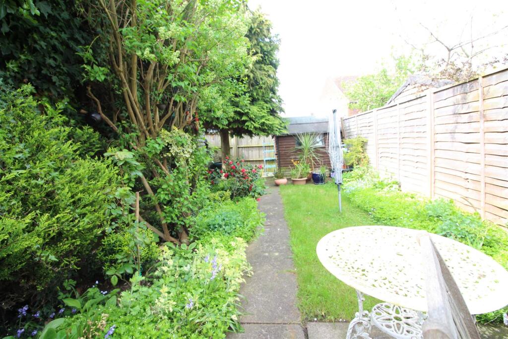 Violet Terrace, Colham Green Road