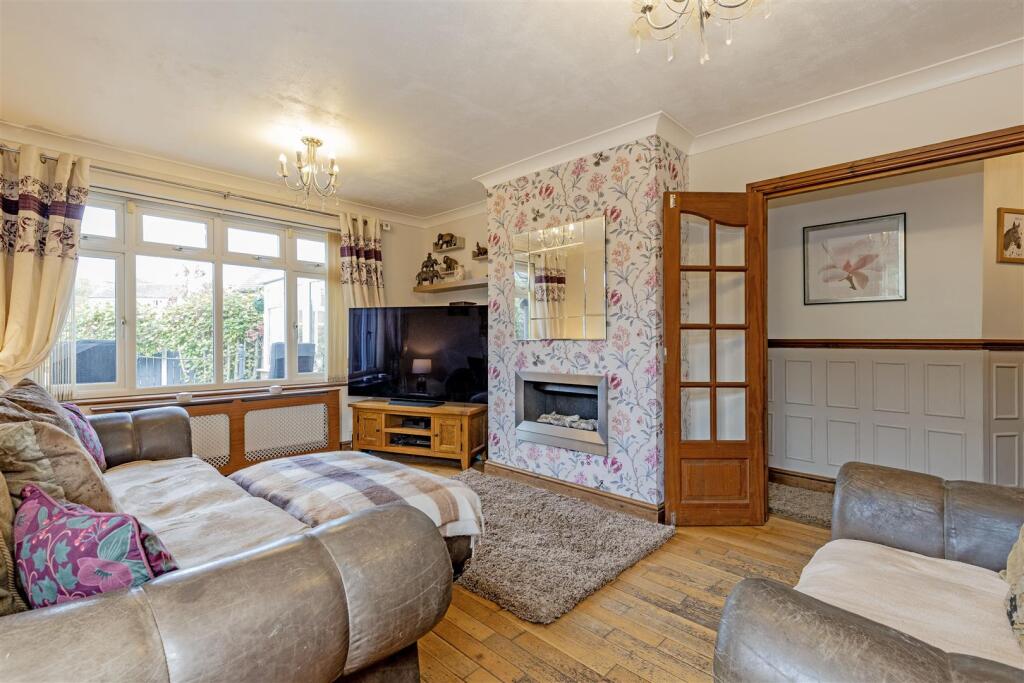 Reception Room-2.jpg