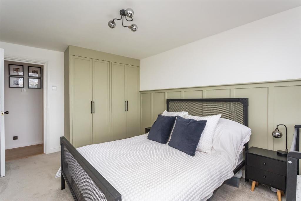 Sussex Court 65 Eaton Road-2.JPG