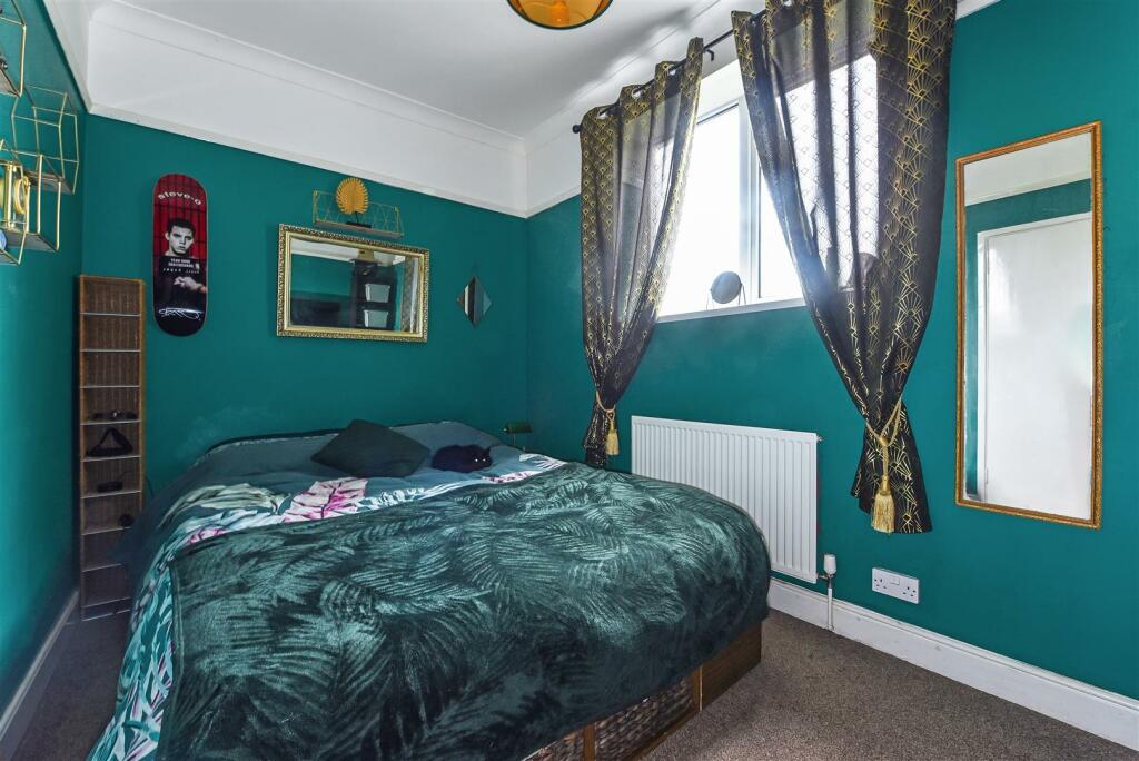 Master Bedroom.jpg