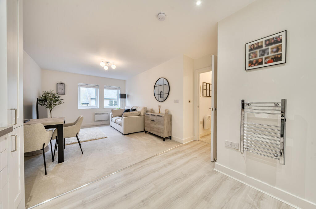 1369072-8-68ed358...