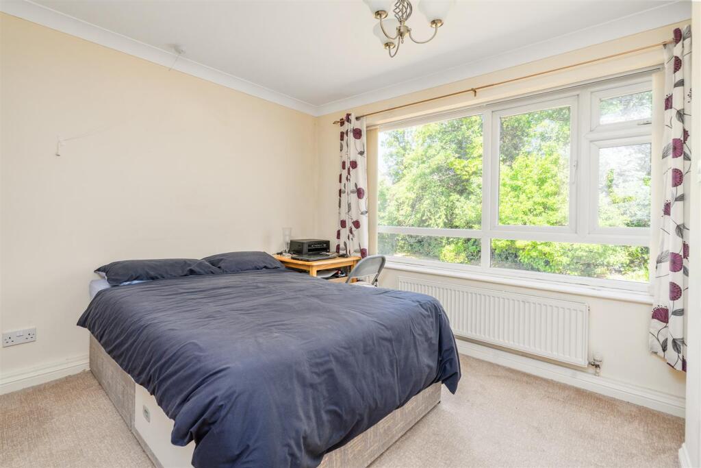 5 Albany Gardens_6.jpg