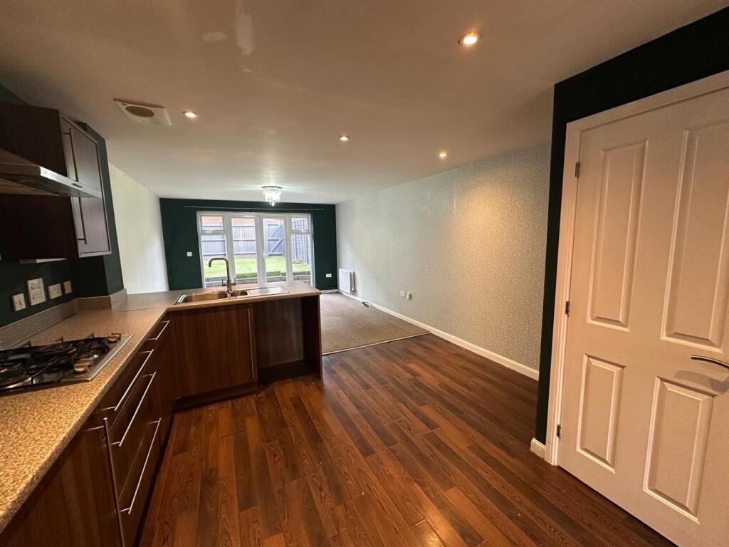 Kitchen/Family Room