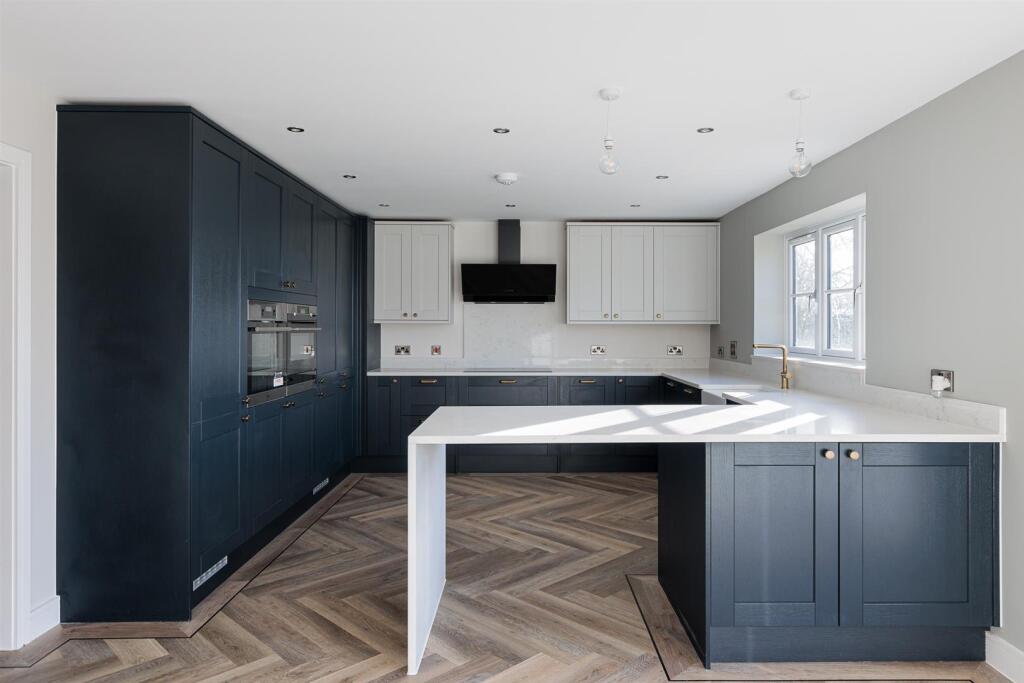 Kitchen Breakfast Room