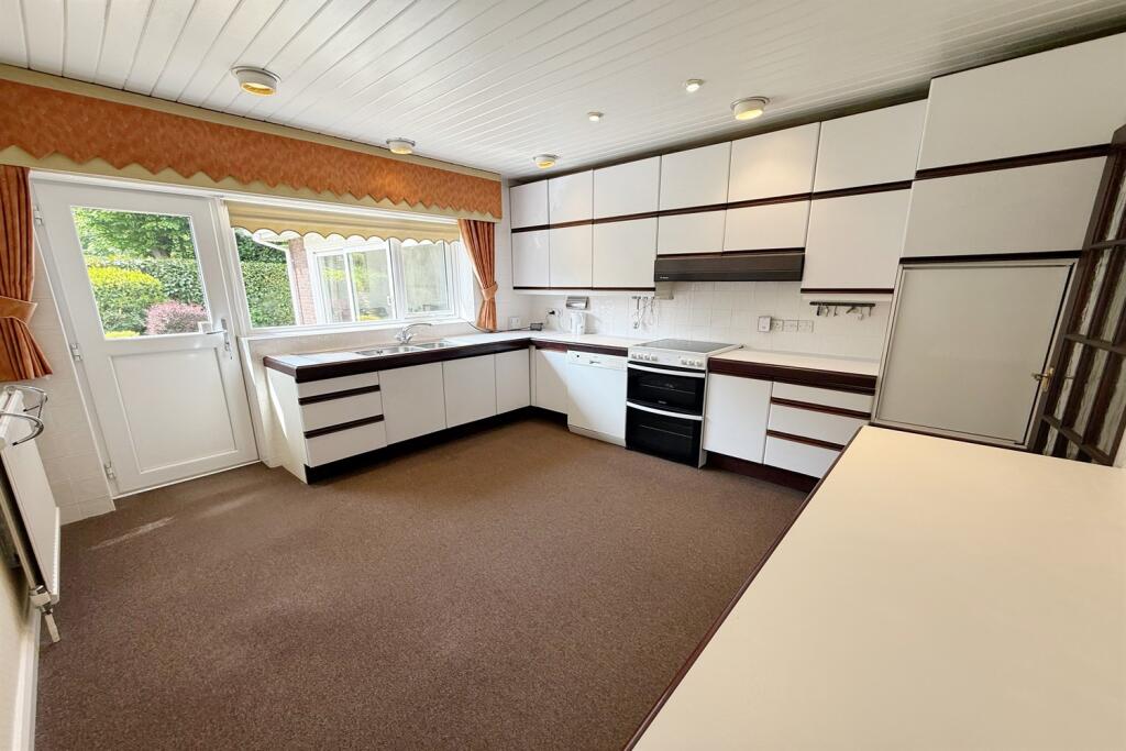 Kitchen Breakfast Ro