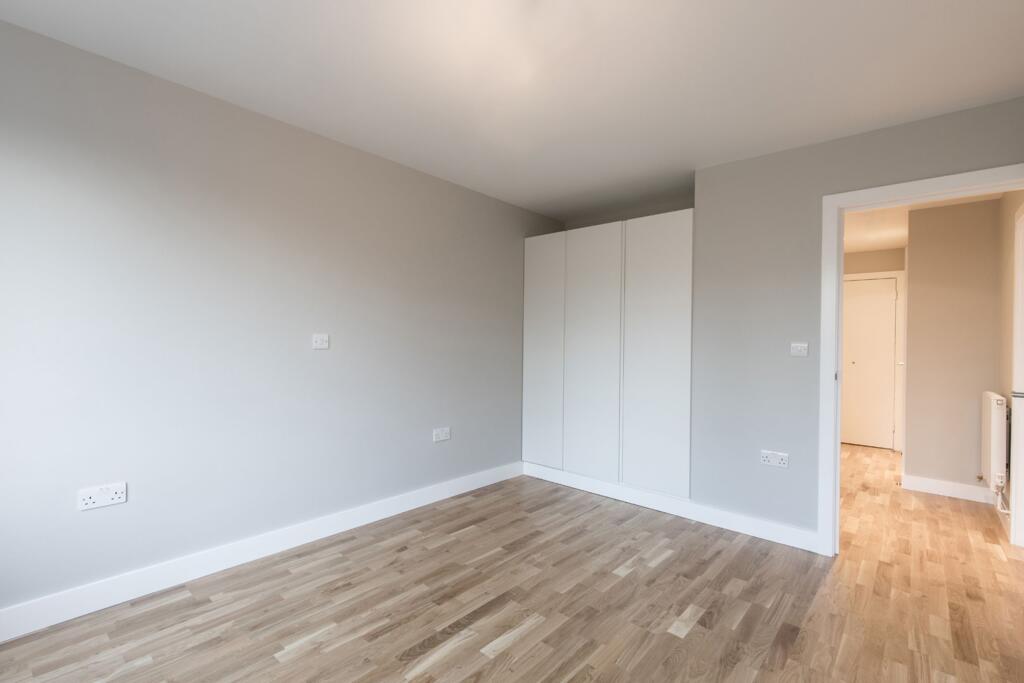 bedroom (example)