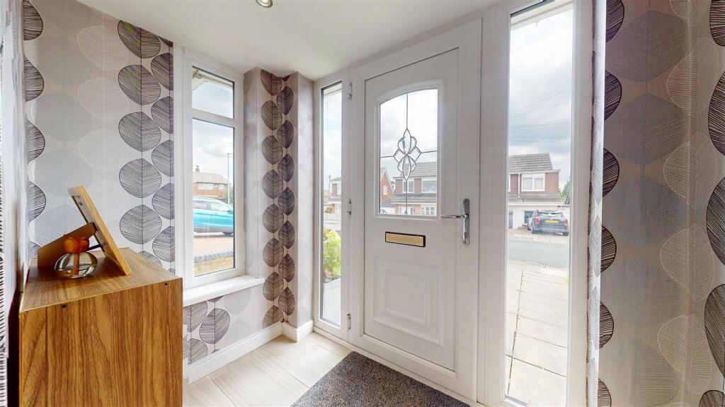 Barwell Avenue Porch