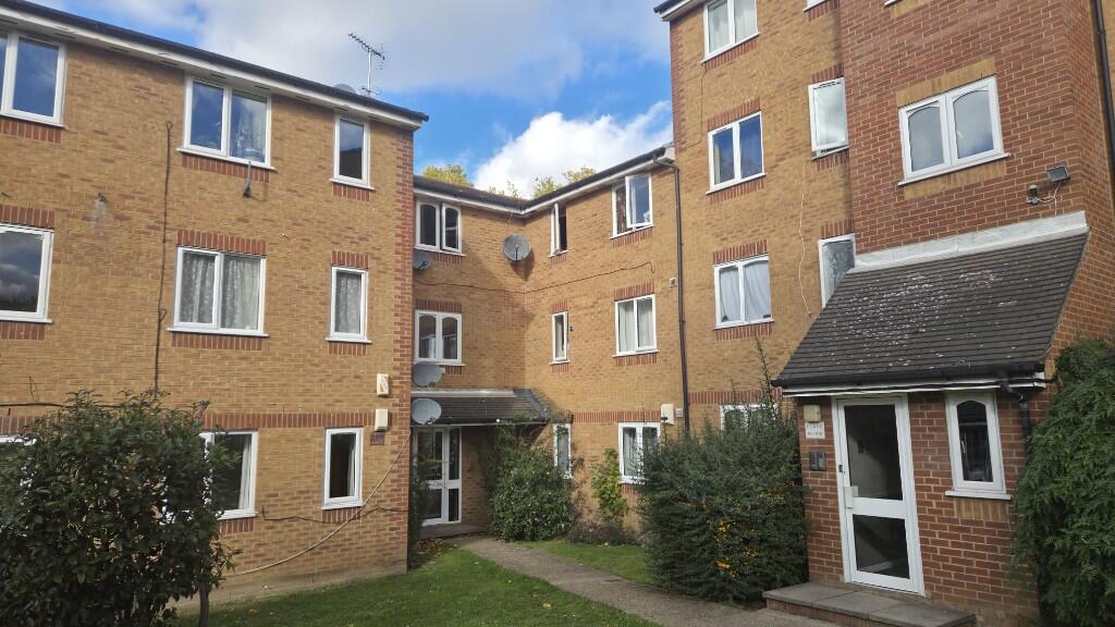 Grinstead Road, London, SE8