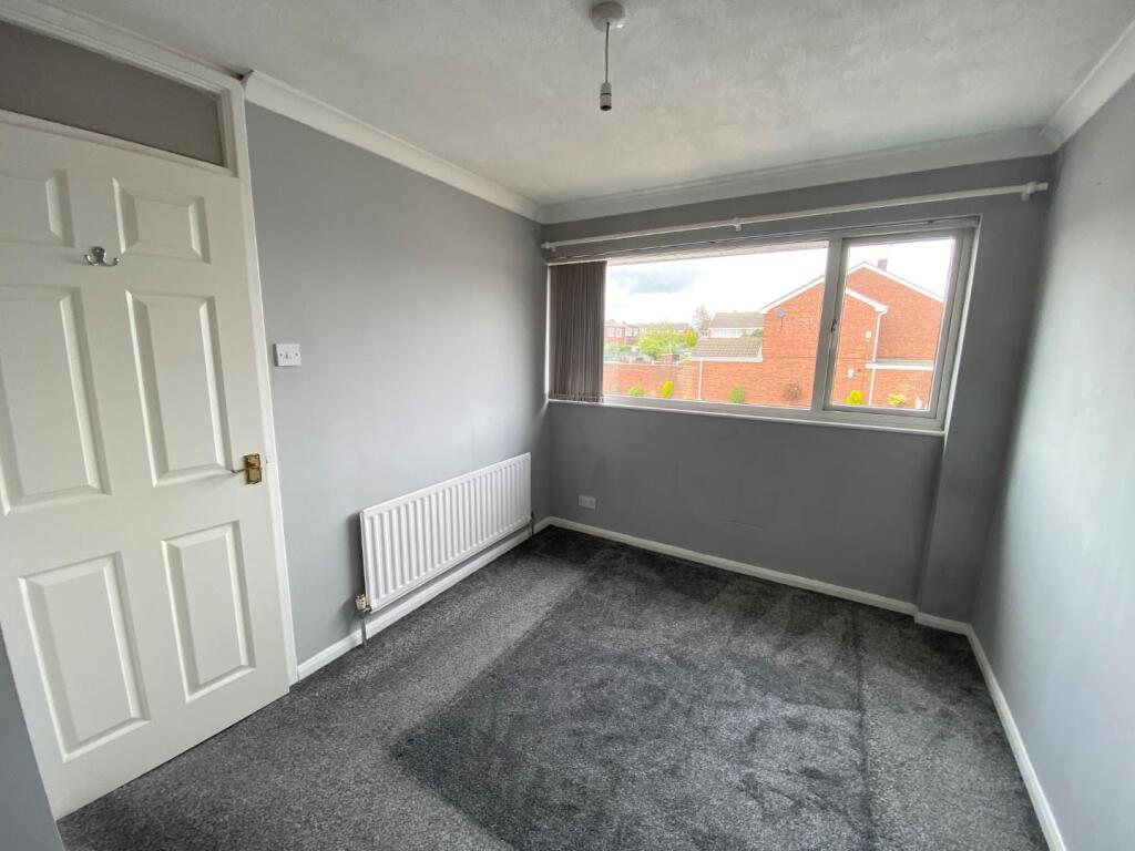 Russett bedroom 2.jpg