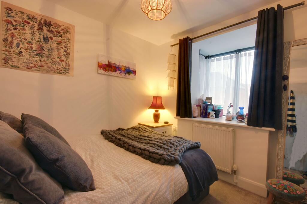 Bedroom 2 (Double)