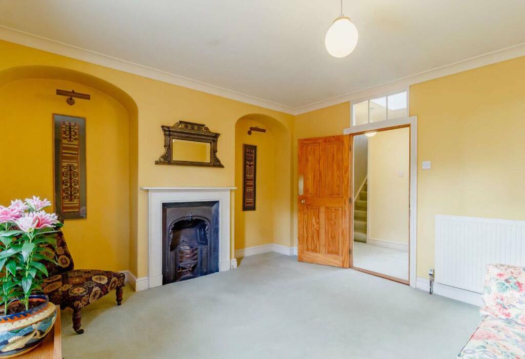 Bedroom 2/Sitting Room