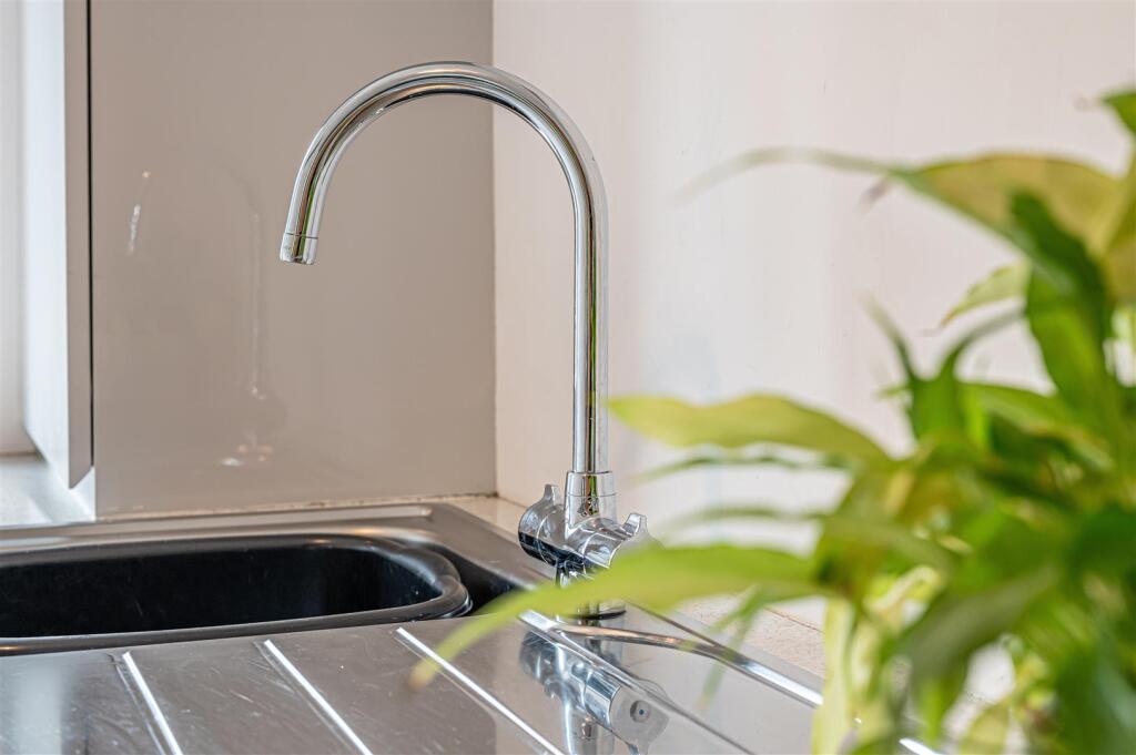 untitled (10 of 2).JPG