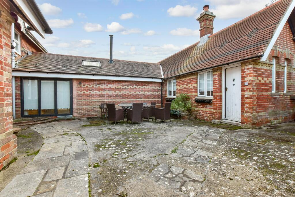 Patio / Decking