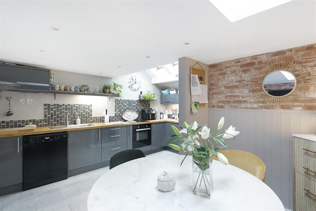 3 Rectory Cottage ph15.jpg