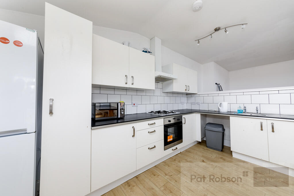 4 albermale avenue62