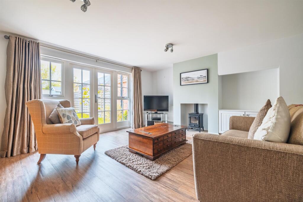 4 Elizabeth Cottages-16.jpg