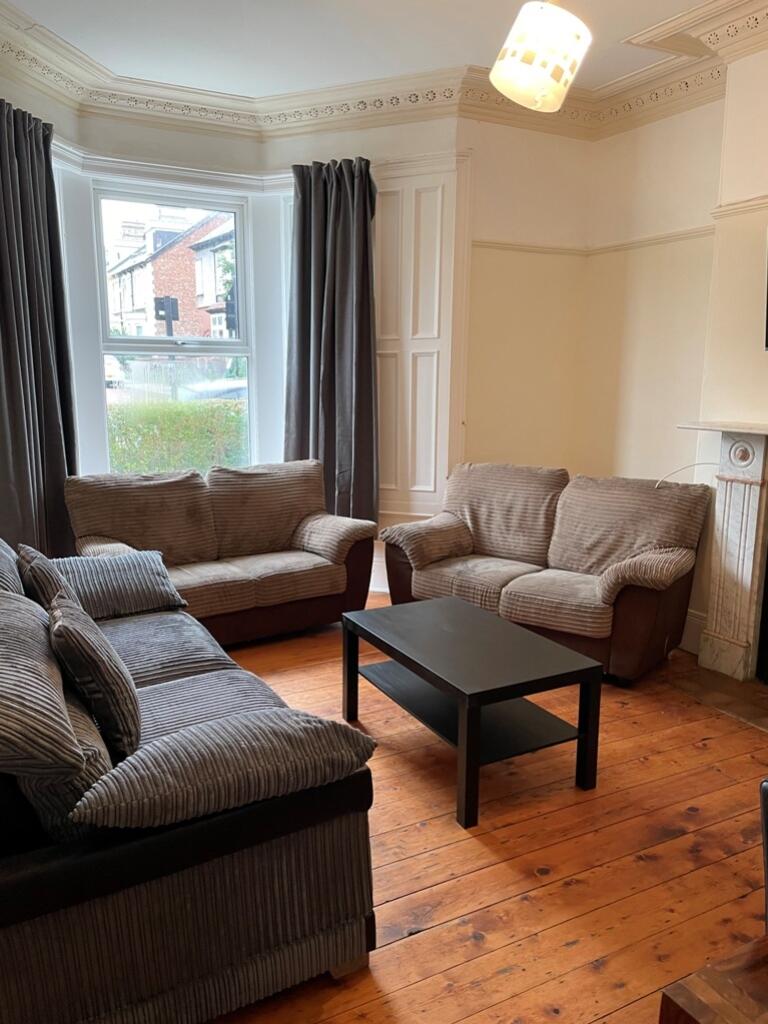 102 Manor House Road13