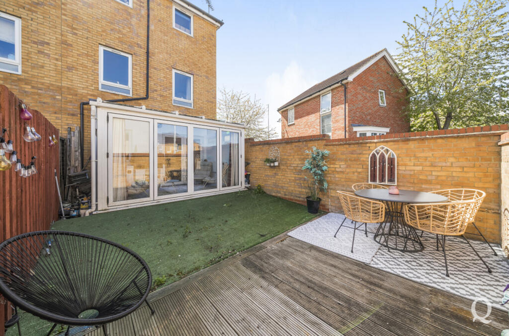 5d85d167-6249-43a...