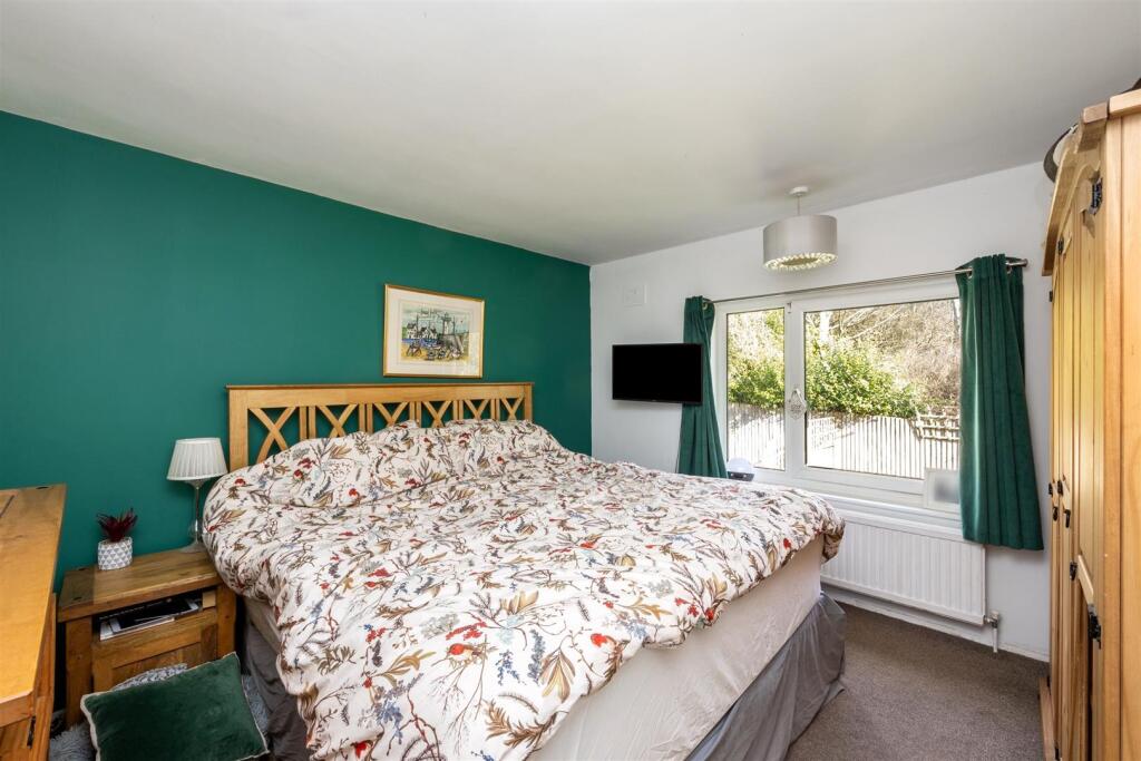 Barnet Way 19 BEDROOM 1A.jpeg