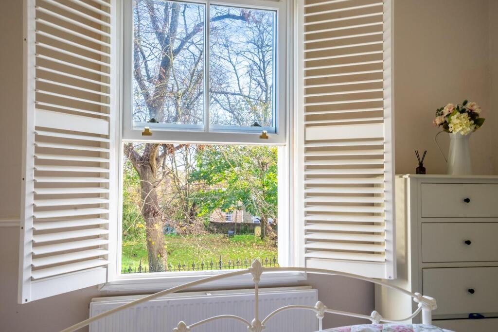 bishophill senior (6 of 10).jpg