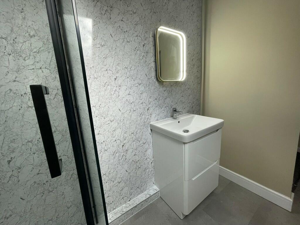 IMG-20241024-WA00...