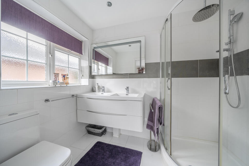 1358744-8-68d2da2...