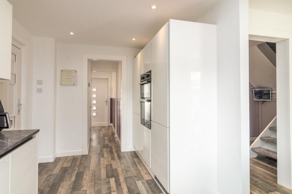 Kitchen and entrance hall