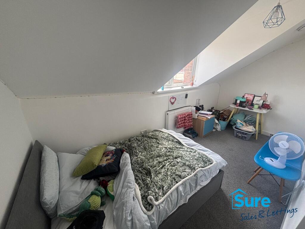 Bedroom 5